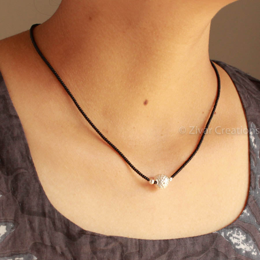 Simple mani deals mangalsutra